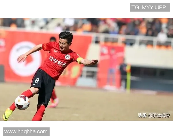 中场指挥官的魅力与智慧足球明星们的战术艺术与团队精神